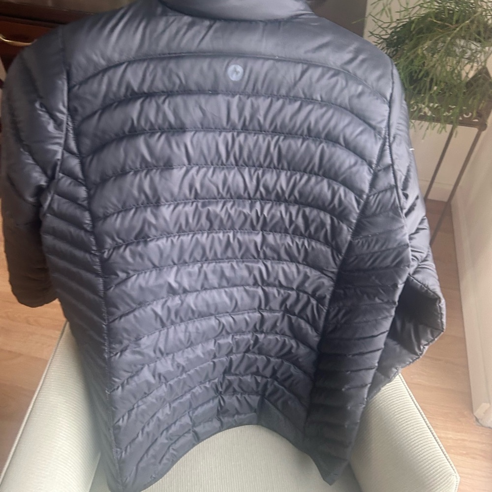 Marmot women’s down jacket - Picture 2 of 5